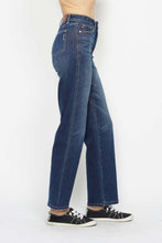 Load image into Gallery viewer, Judy Blue Tummy Control Washed Blue Denim Straight Leg Denim Jeans