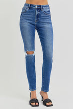Load image into Gallery viewer, RISEN High Rise Ankle Skinny Knee Distressed Blue Denim Jeans