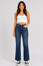 Load image into Gallery viewer, Judy Blue Tummy Control Washed Blue Denim Straight Leg Denim Jeans