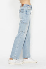 Load image into Gallery viewer, Judy Blue Straight Leg Light Blue Denim Cargo Jeans