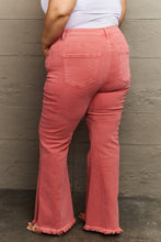 Carregar imagem no visualizador da galeria, RISEN Bailey High Rise Raw Side Slit Hem Flared Leg Pink Denim Jeans