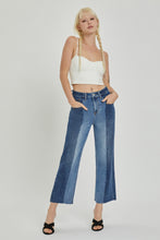 Carica l'immagine nel visualizzatore di Gallery, RISEN Mid Rise Two Tone Blue Denim Jeans
