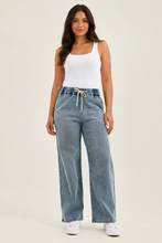 Load image into Gallery viewer, Judy Blue Hight Waist Wilhelmina Baggy Jeans with Md Aged Stone Blue Wash
