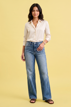 Load image into Gallery viewer, Judy Blue Mid Rise 90s Straight Jeans
