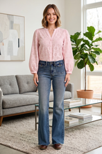 Load image into Gallery viewer, Judy Blue Mid Rise Flare Jeans with Front Flap Pockets
