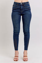 Load image into Gallery viewer, Judy Blue Embroidered High Rise Skinny Jeans
