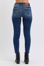 Load image into Gallery viewer, Judy Blue Mid Rise Blue Denim Skinny Jeans
