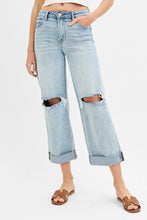 Carica l'immagine nel visualizzatore di Gallery, RISEN Mid Rise Cuffed Boyfriend Jeans
