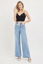 Load image into Gallery viewer, RISEN Elastic Band Slouchy Wide Jeans with Drawstring
