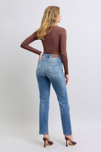 Load image into Gallery viewer, Judy Blue Wash Thermal Wash Straight Leg Blue Denim Jeans
