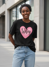 Ladda upp bild till gallerivisning, Wifey Life T-Shirt
