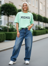 Carregar imagem no visualizador da galeria, XOXO Hugs and Kisses All About Love T-Shirt
