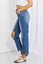 Загрузить изображение в средство просмотра галереи, RISEN Emily High Rise Destroyed Straight Leg Relaxed Fit Cropped Blue Denim Jeans
